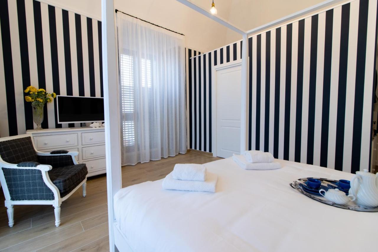 Le Residenze Del Capitano Hotel Бари Екстериор снимка
