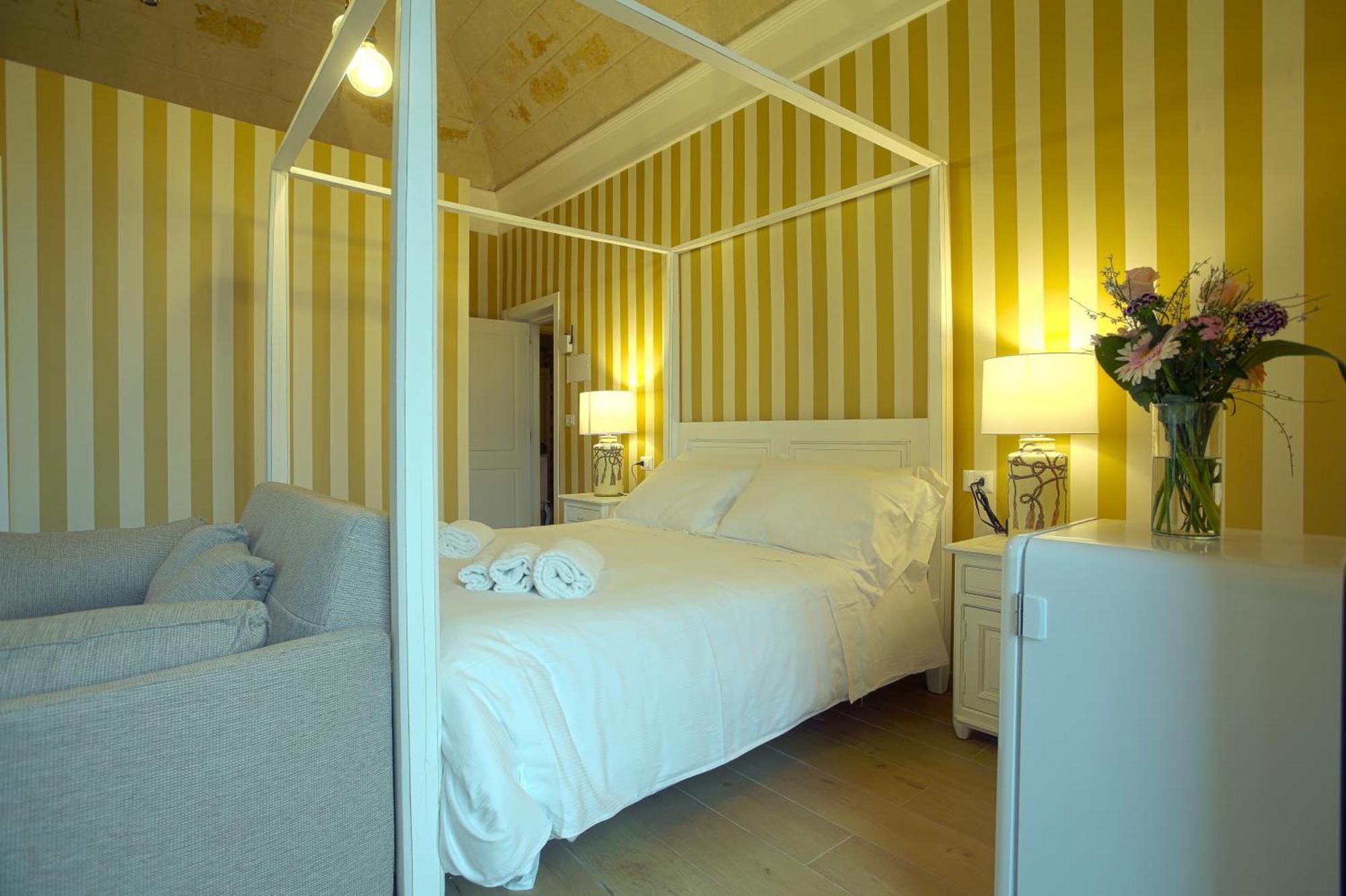 Le Residenze Del Capitano Hotel Бари Екстериор снимка