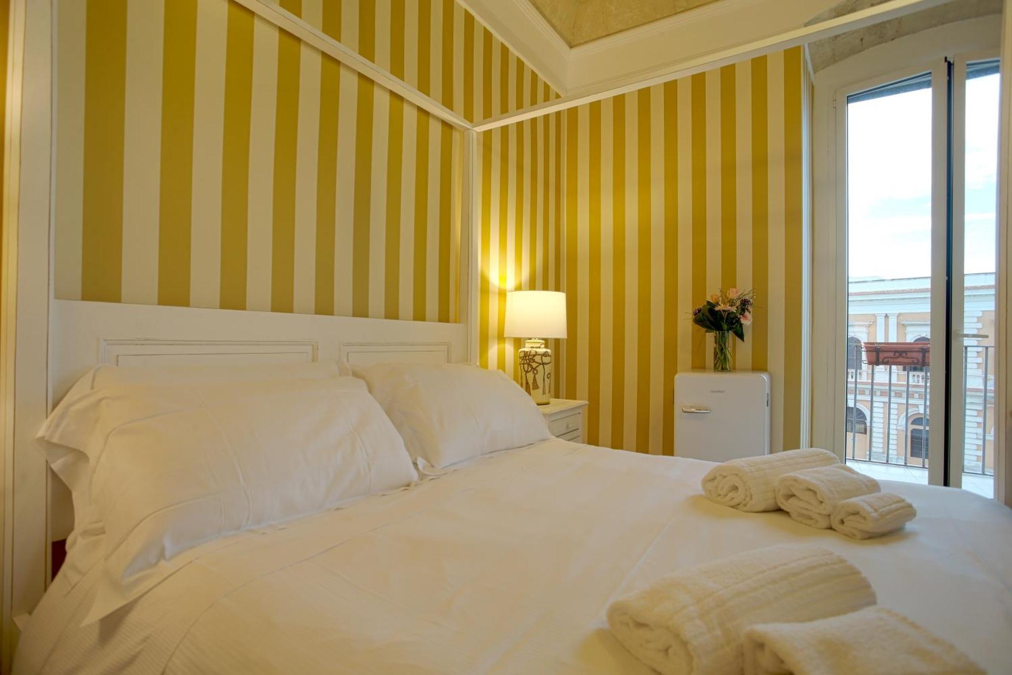 Le Residenze Del Capitano Hotel Бари Екстериор снимка