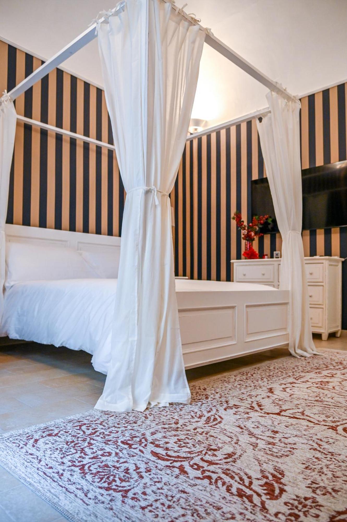 Le Residenze Del Capitano Hotel Бари Екстериор снимка