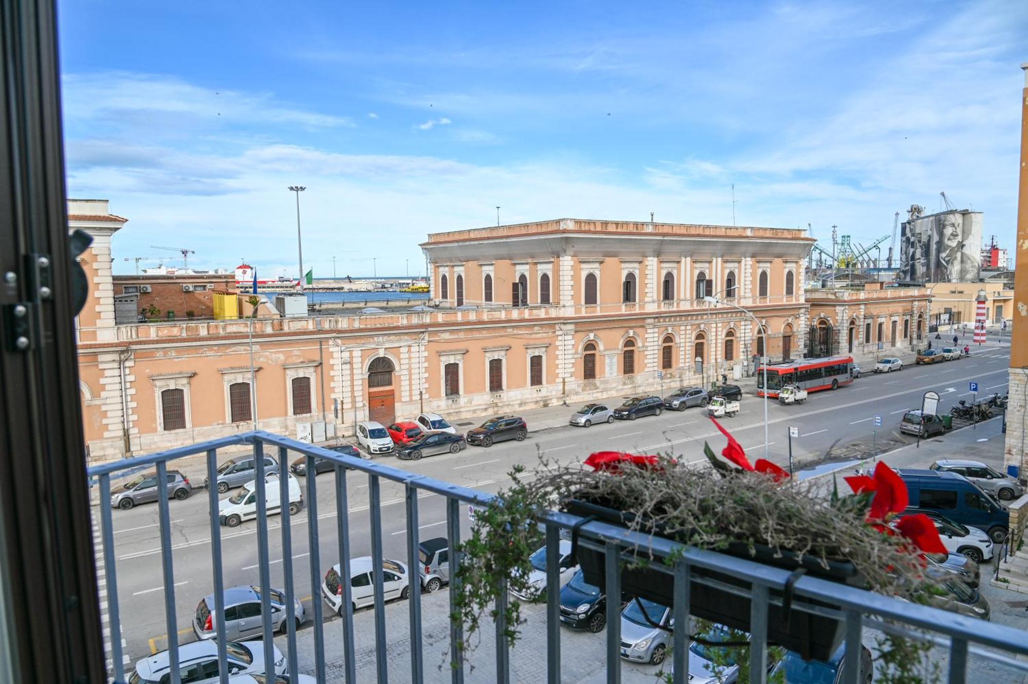 Le Residenze Del Capitano Hotel Бари Стая снимка